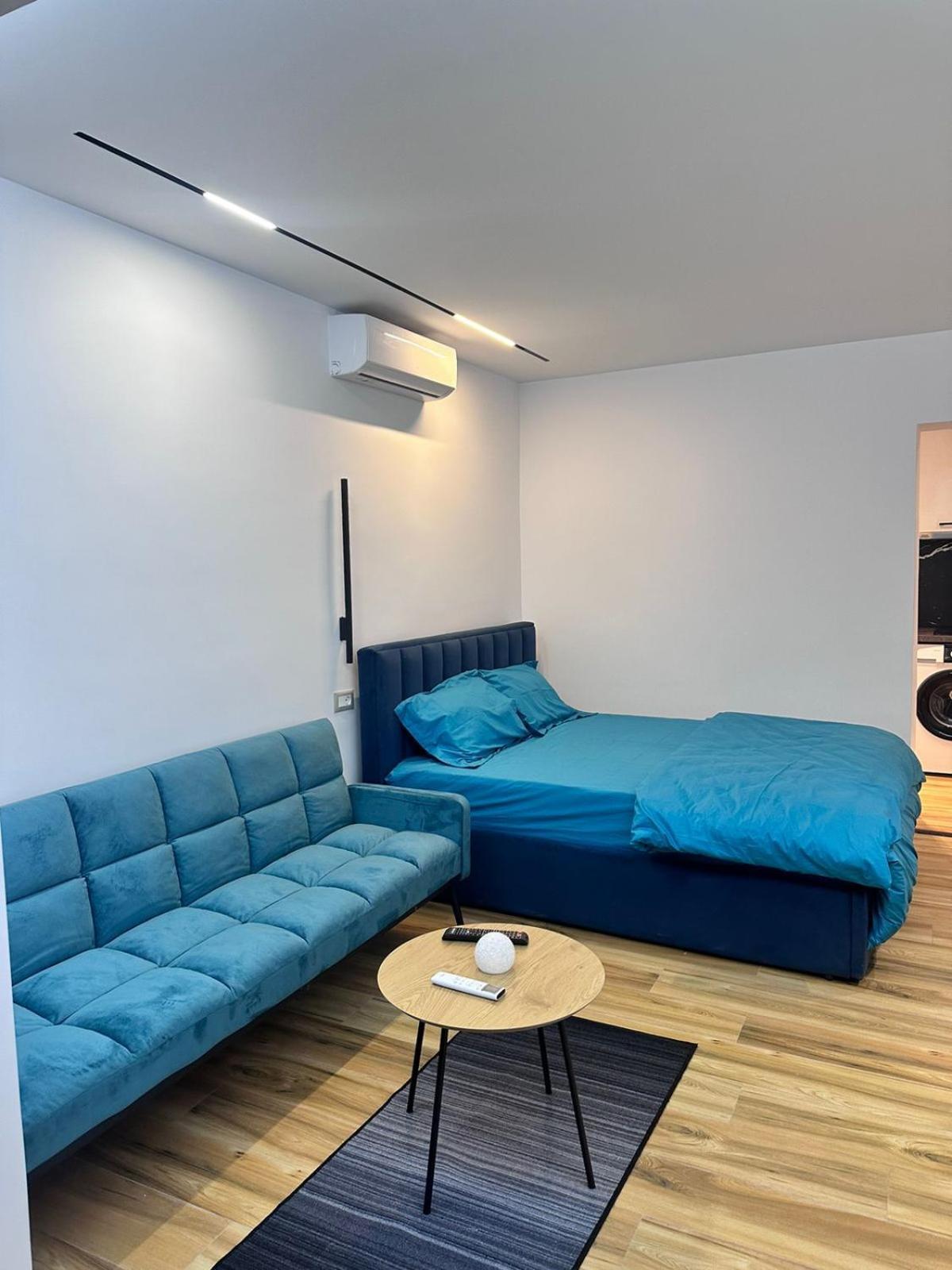 Modern Central Apartments Тирана Екстер'єр фото